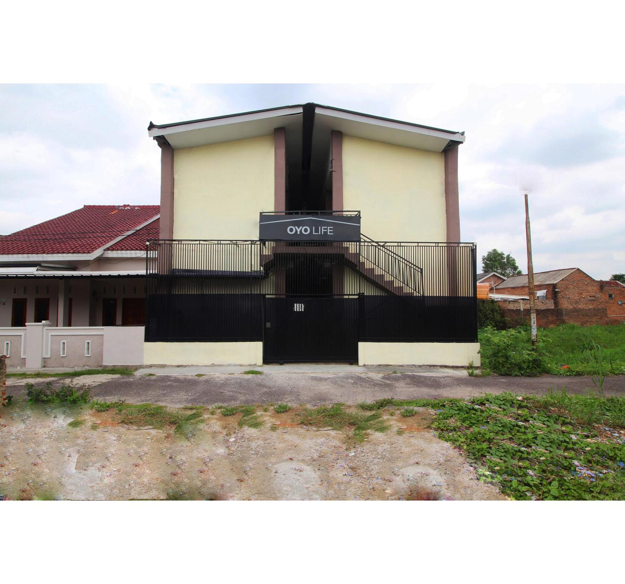 Oyo Life 2273 Pratama Homestay Bandar Lampung Kültér fotó